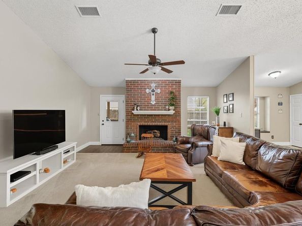 2073  Wedgewood Drive , Grapevine Texas 76051