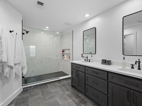 2073  Wedgewood Drive , Grapevine Texas 76051