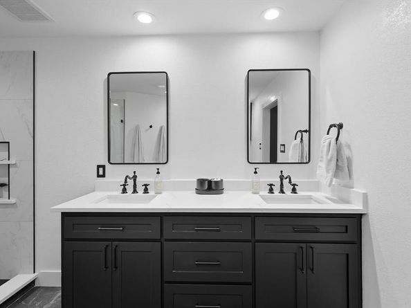 2073  Wedgewood Drive , Grapevine Texas 76051