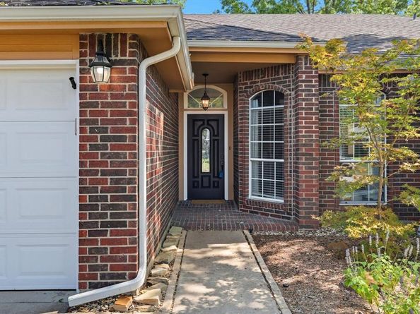 2073  Wedgewood Drive , Grapevine Texas 76051