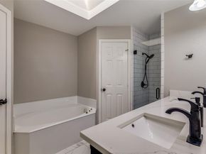 1217  Banks Street , River Oaks Texas 76114