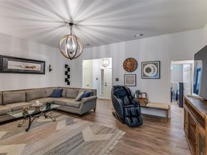 1217  Banks Street , River Oaks Texas 76114