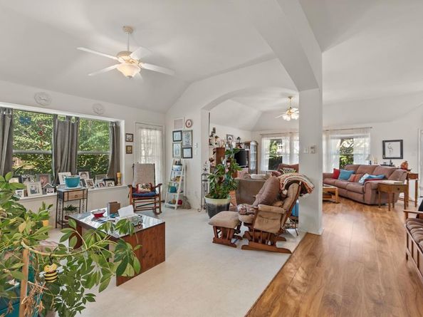 424  Autumn Park , Fort Worth Texas 76140