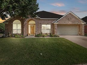424  Autumn Park , Fort Worth Texas 76140