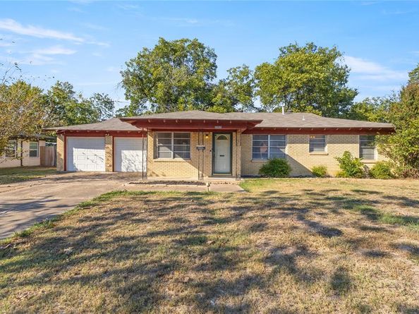 5005  Roxie Street , Haltom City Texas 76117