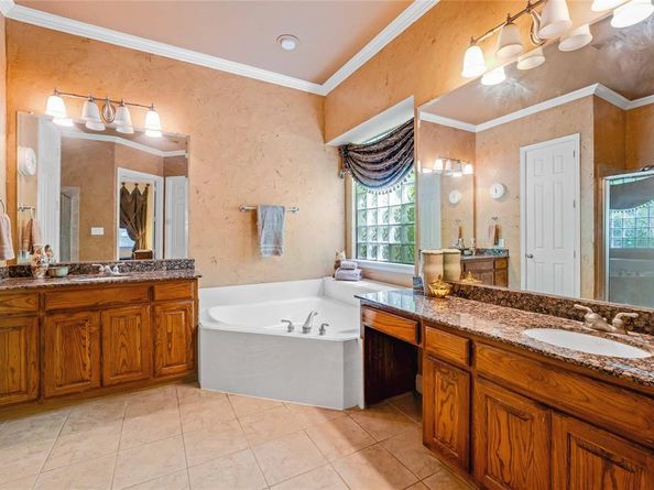 5804  Sterling Drive , Colleyville Texas 76034