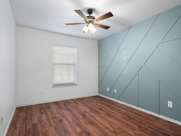 244  Turnberry Lane , Lewisville Texas 75067