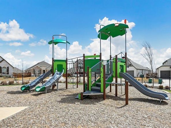 1317  Hopes Lake Drive , Princeton Texas 75407