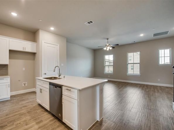 4273  Shavano Drive , Frisco Texas 75034