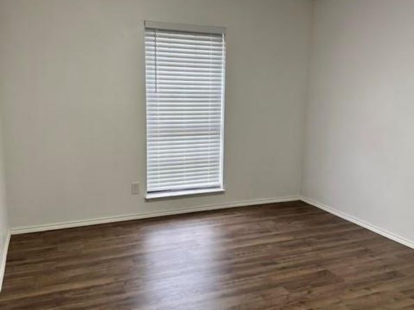 3413  Apollo Road , Garland Texas 75044