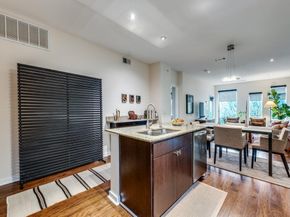 4107  Bowser Avenue  207, Dallas Texas 75219