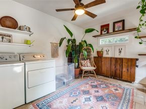 214 S Briscoe Boulevard , Dallas Texas 75211