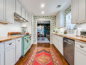 214 S Briscoe Boulevard , Dallas Texas 75211