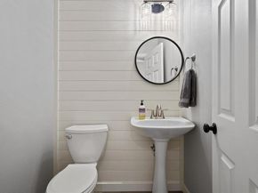 3905  Park Wood Drive , Corinth Texas 76208