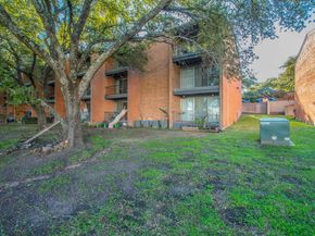 526  E Avenue J   C, Grand Prairie Texas 75050