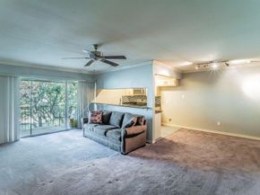 526  E Avenue J   C, Grand Prairie Texas 75050