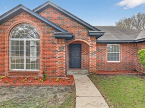 607  Rawlins Drive , Lancaster Texas 75146