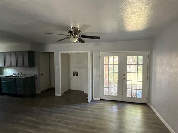 631  Cove Hollow Drive , Dallas Texas 75224