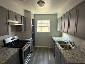 631  Cove Hollow Drive , Dallas Texas 75224