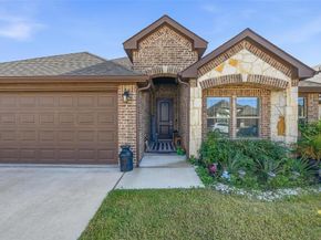 725  Sandy Chip Trail , Fort Worth Texas 76108