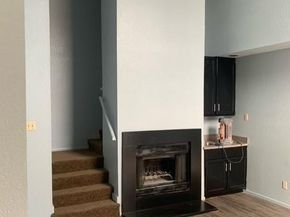 617  Lost Springs Court , Arlington Texas 76012