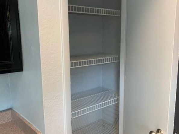 617  Lost Springs Court , Arlington Texas 76012