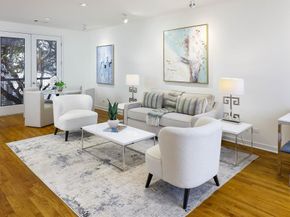 2910  Woodside Street , Dallas Texas 75204