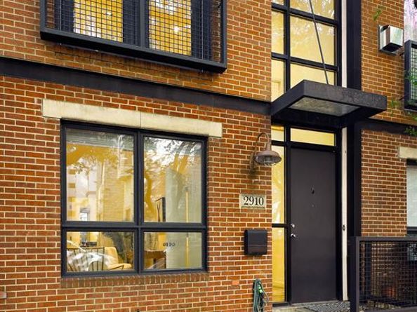 2910  Woodside Street , Dallas Texas 75204