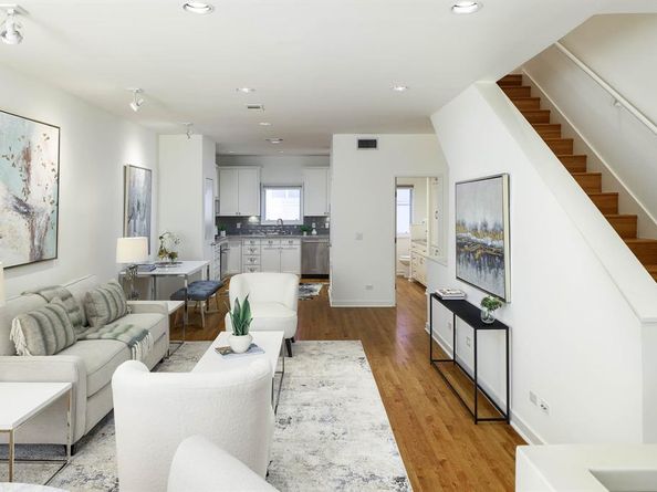 2910  Woodside Street , Dallas Texas 75204