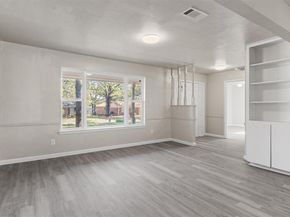 1612  Mims Street , Fort Worth Texas 76112