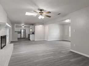 1612  Mims Street , Fort Worth Texas 76112