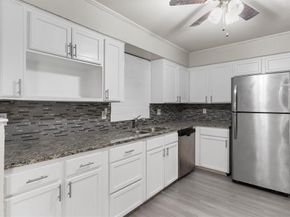 1612  Mims Street , Fort Worth Texas 76112