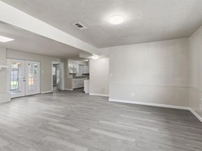 1612  Mims Street , Fort Worth Texas 76112