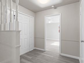 1612  Mims Street , Fort Worth Texas 76112