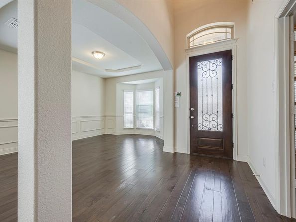 604  Cody Lane , Mansfield Texas 76063