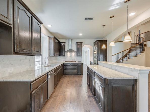 604  Cody Lane , Mansfield Texas 76063