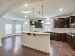 604  Cody Lane , Mansfield Texas 76063