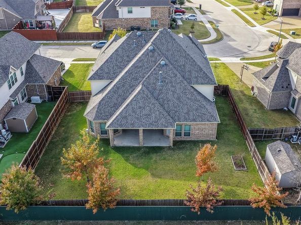 604  Cody Lane , Mansfield Texas 76063