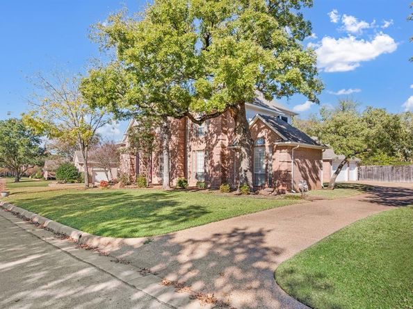 5519  Hunterwood Lane , Arlington Texas 76017