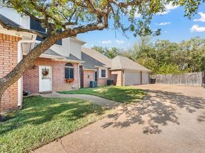 5519  Hunterwood Lane , Arlington Texas 76017