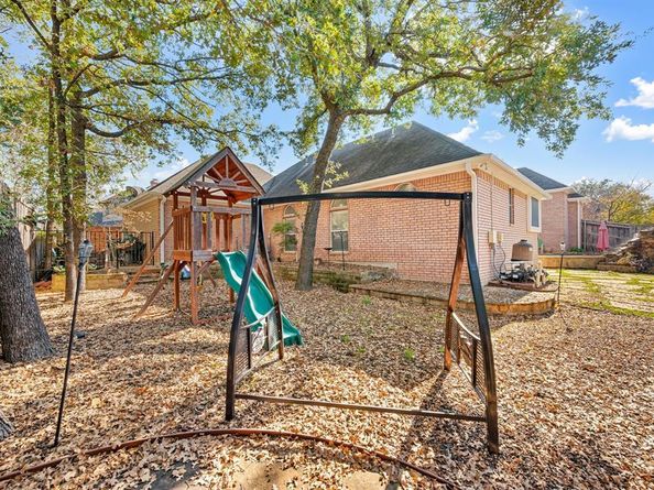 5519  Hunterwood Lane , Arlington Texas 76017