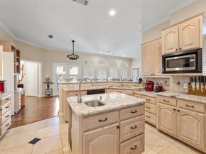 5519  Hunterwood Lane , Arlington Texas 76017