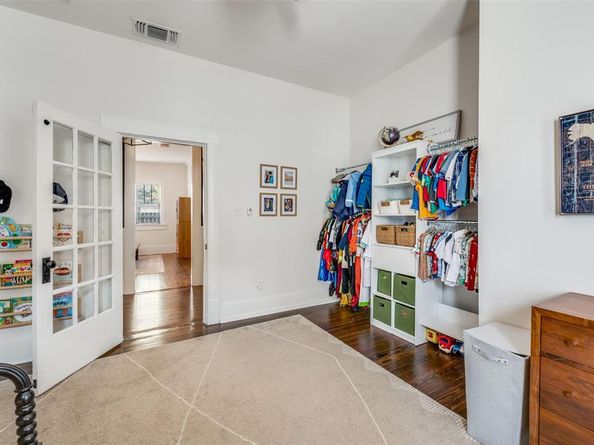 1800 S Adams Street , Fort Worth Texas 76110