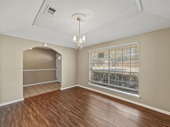 7258  Brentwood Stair Road , Fort Worth Texas 76112