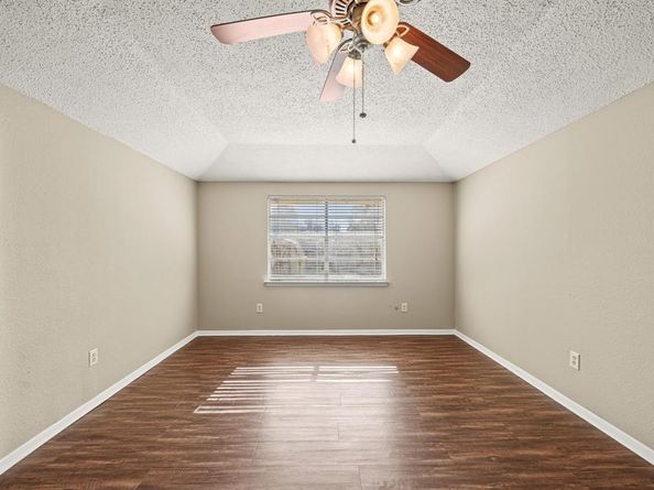 7258  Brentwood Stair Road , Fort Worth Texas 76112