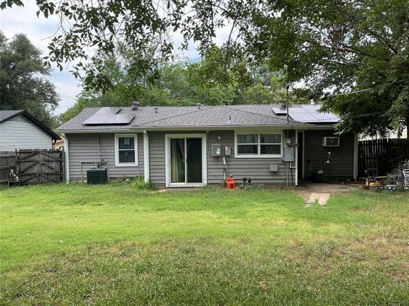 2003  Dennis Street , Irving Texas 75062