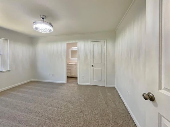 5716  Burton Avenue , Fort Worth Texas 76119