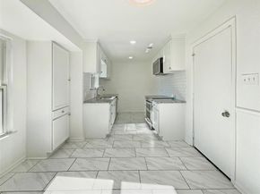 5716  Burton Avenue , Fort Worth Texas 76119