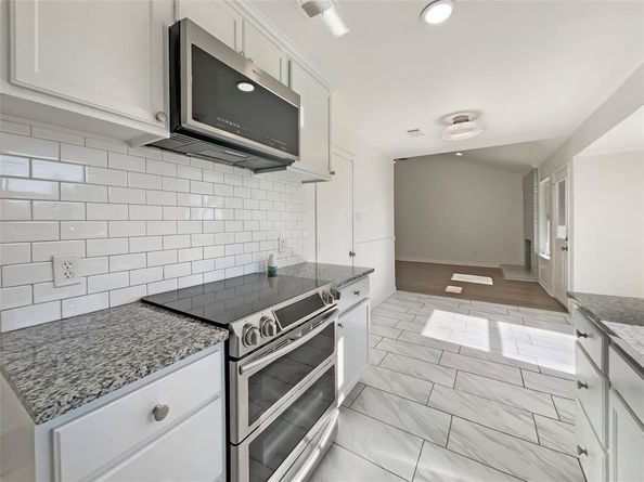 5716  Burton Avenue , Fort Worth Texas 76119