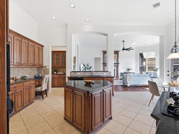 4700  Shelley Drive , Flower Mound Texas 75022